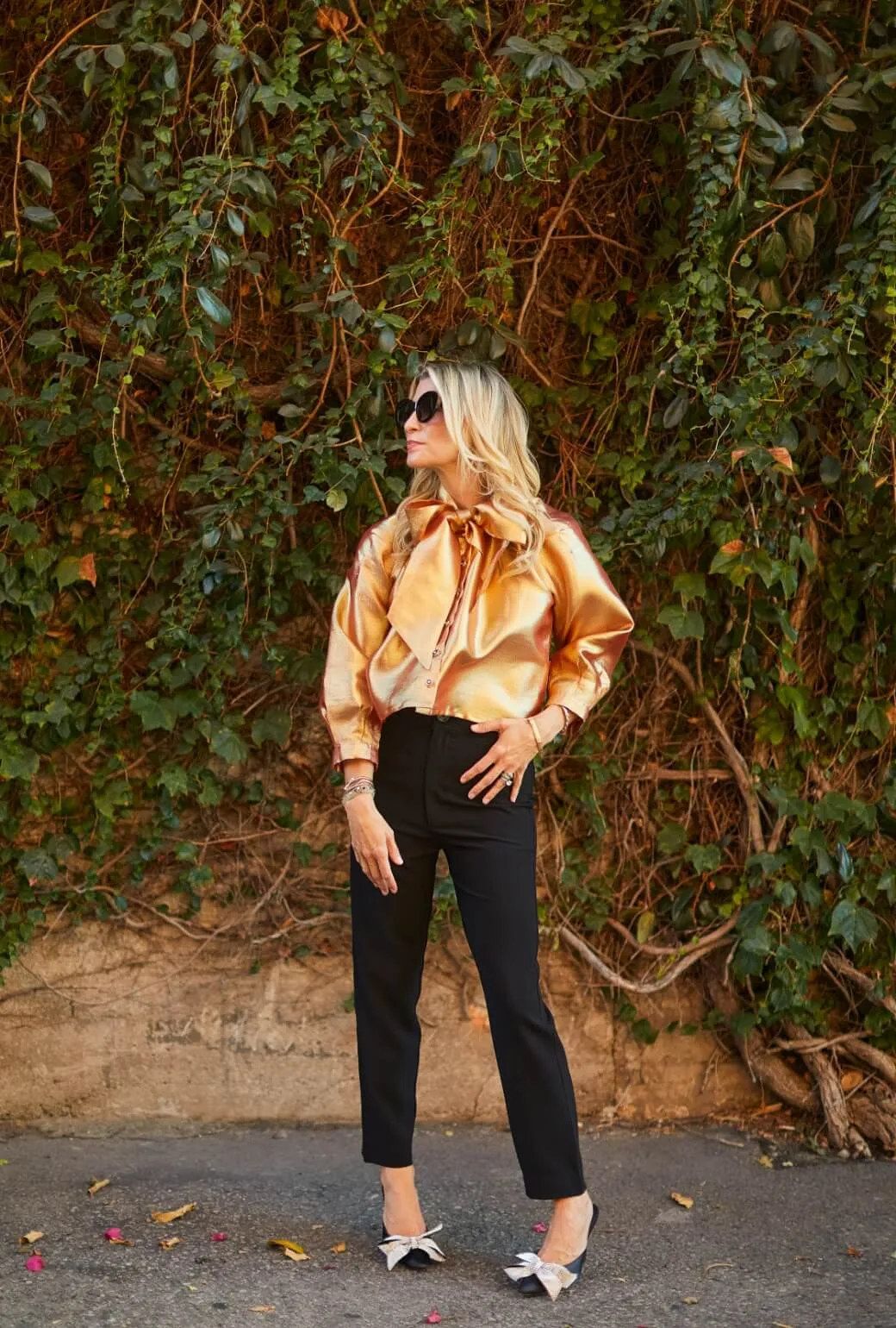 Big Bow Blouse Cropped - Gold Organza