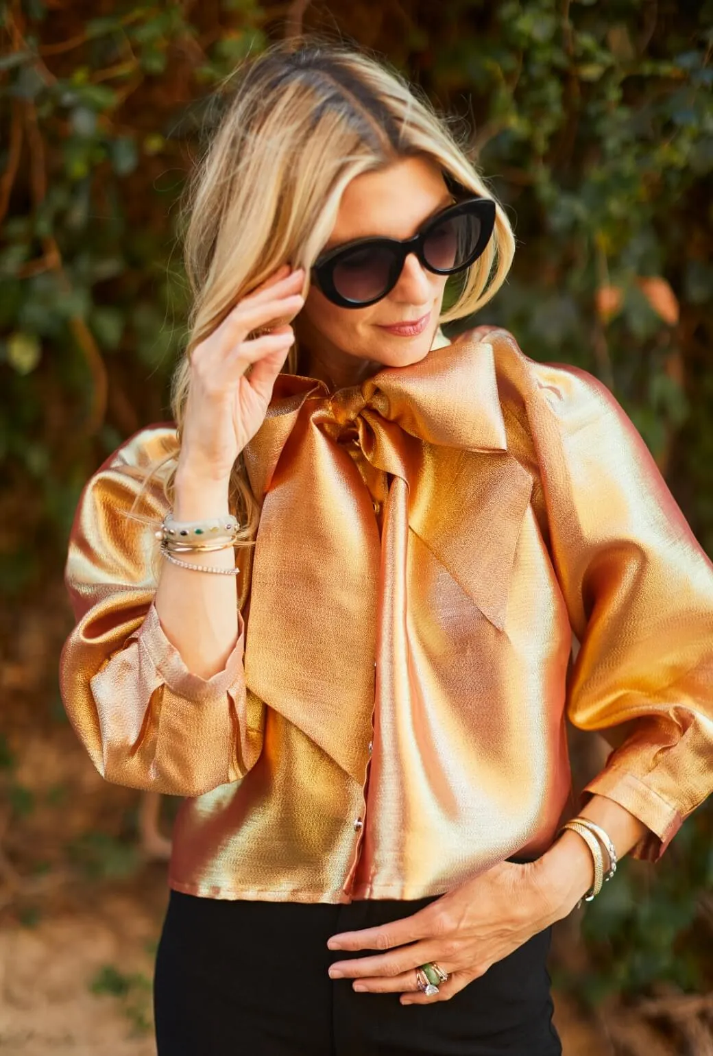 Big Bow Blouse Cropped - Gold Organza