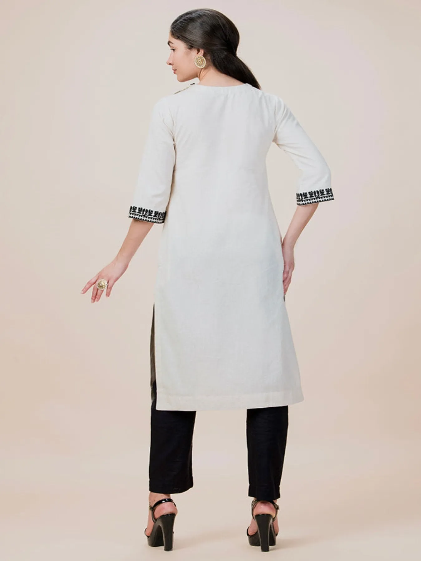 Black White Linen Embroidered Kurta