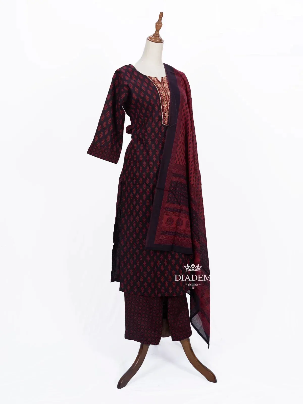 Burgundy Straight Cut Suit Adorned with Floral Prints and Thread work along with Dupatta