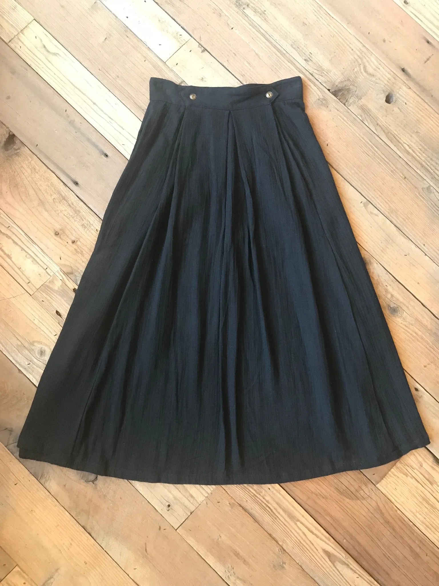 Rue Skirt in Black Double Gauze