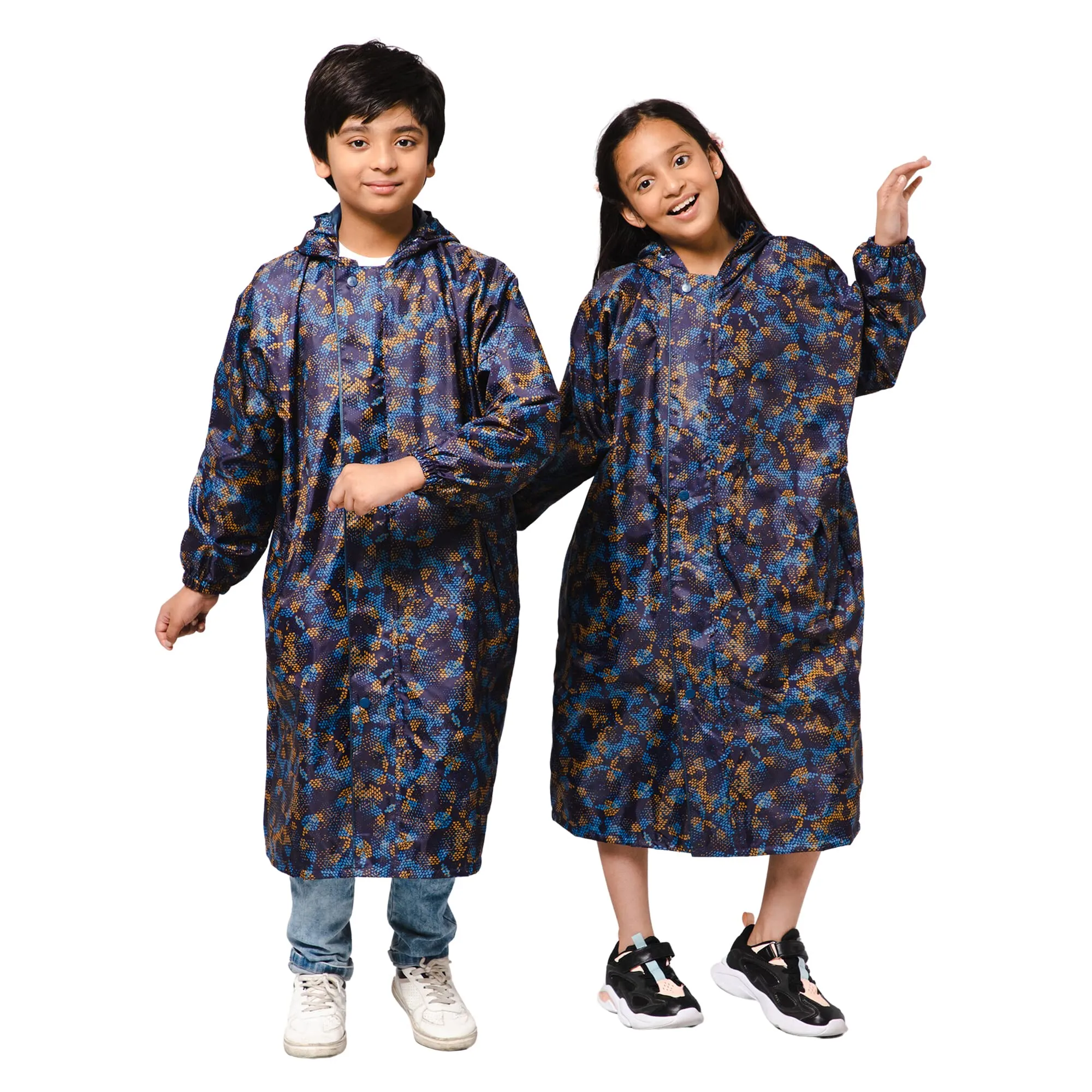 THE CLOWNFISH Drizzle Dot Series Kids Raincoat Waterproof Polyester Double Coating Reversible Longcoat with Hood and Reflector Logo at Back. Printed Plastic Pouch. Kid Age-5-6 years (Seafoam Green)