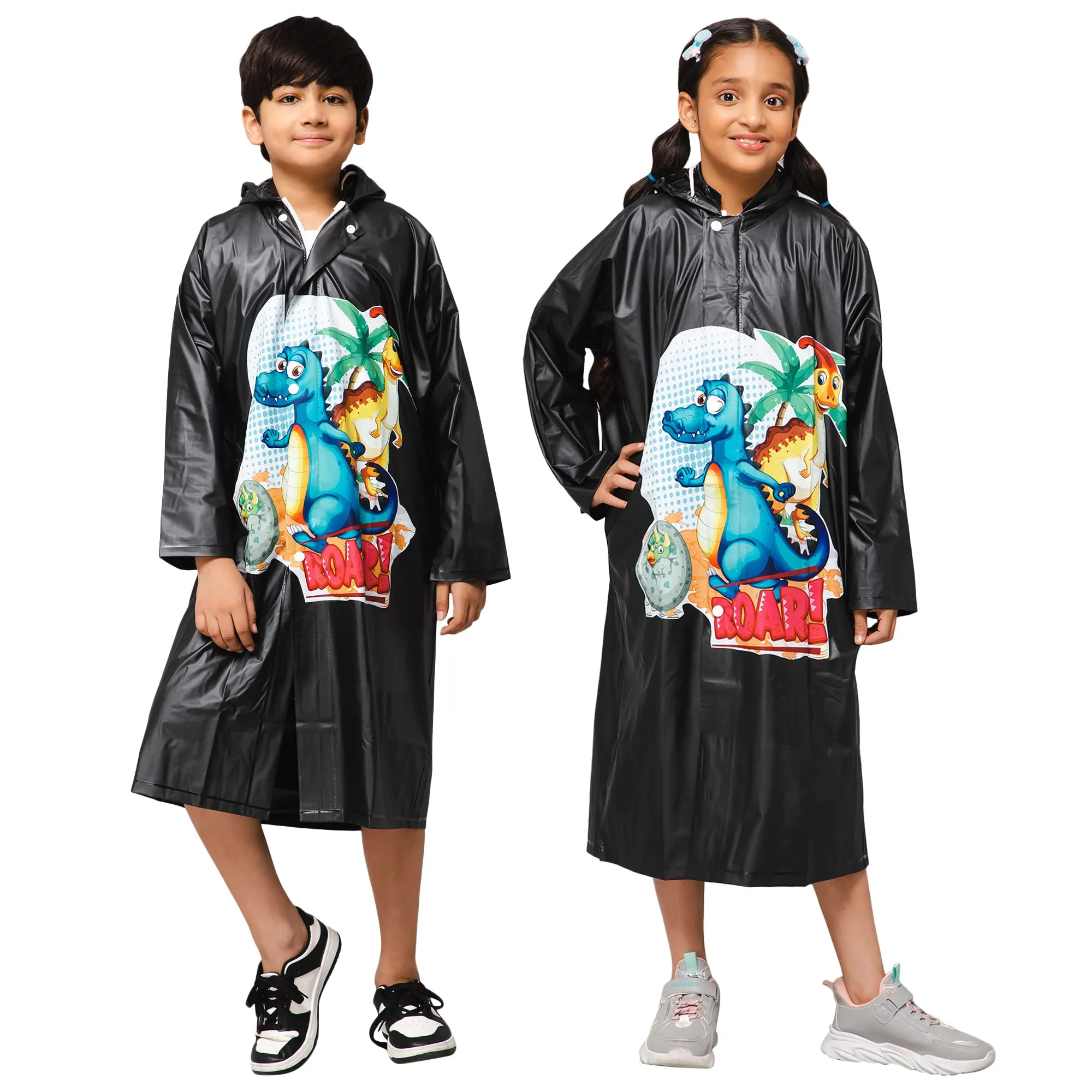 THE CLOWNFISH Toon Caper Series Kids Waterproof PVC Longcoat with Adjustable Hood & Extra Space for Backpack/Schoolbag Holding. Printed Plastic Pouch. Kid Age-5-6 years (Black)